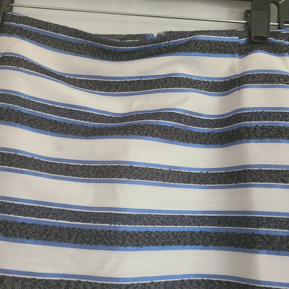 Kasper Women's Nolvelty Striped Slim Skirt in Mariner Blue Sz 18 - Picture 6 of 9